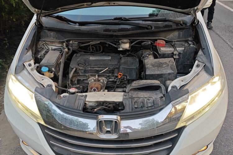 Used Honda Odyssey 2017 2.4L Smart Edition Engine Bay