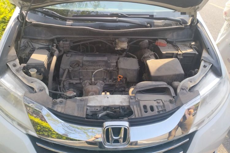 Used Honda Odyssey 2017 2.4L Luxury Edition Engine Bay
