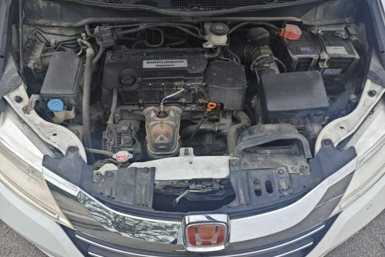 Used Honda Odyssey 2017 2.4L Luxury Edition Engine Bay