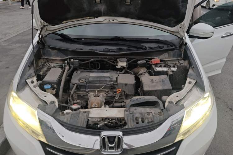 Used Honda Odyssey 2017 2.4L Smart Edition Engine Bay