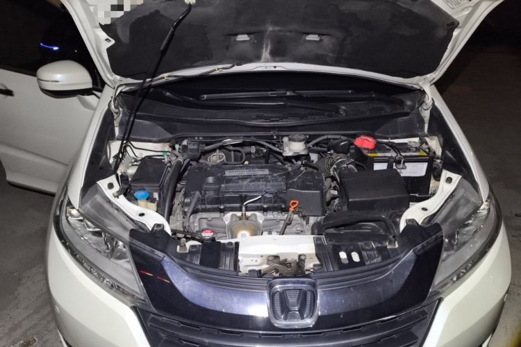 Used Honda Odyssey 2017 2.4L Smart Edition Engine Bay