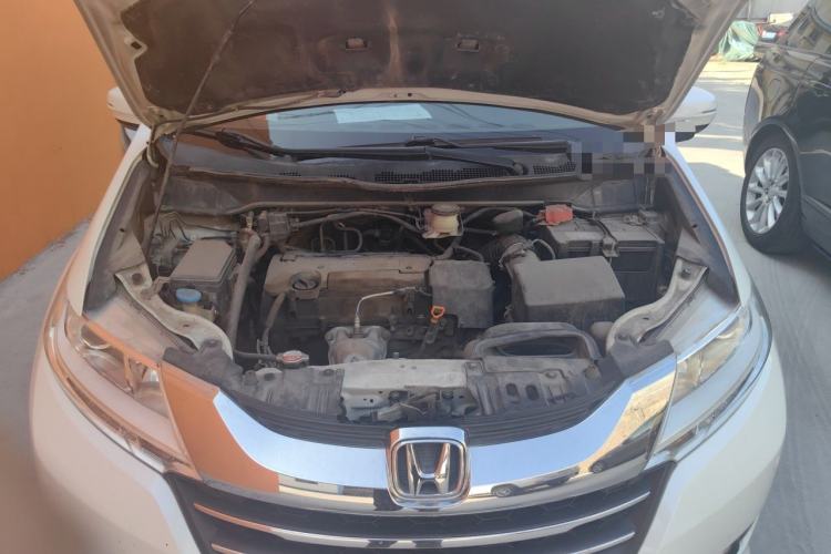Used Honda Odyssey 2017 2.4L Luxury Edition Engine Bay