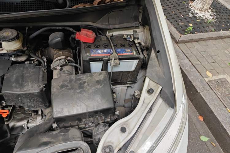 Used Honda Odyssey 2017 2.4L Smart Edition Engine Bay Left
