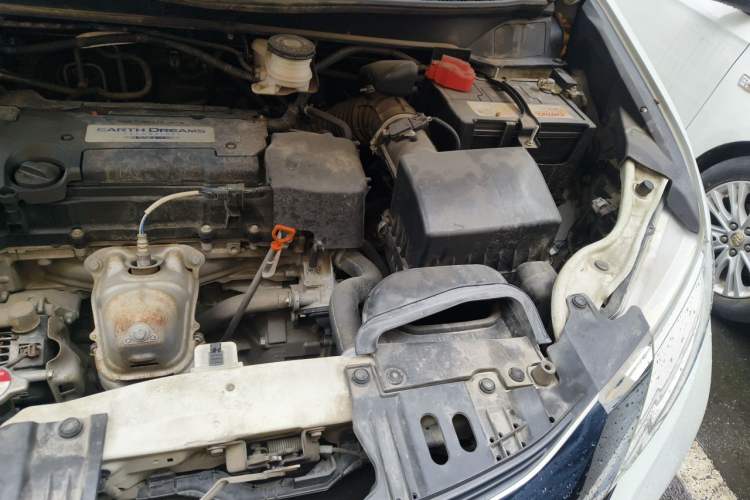 Used Honda Odyssey 2017 2.4L Smart Edition Engine Bay Left