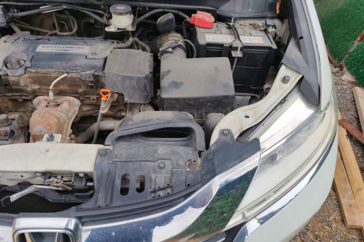 Used Honda Odyssey 2017 2.4L Smart Edition Engine Bay Left