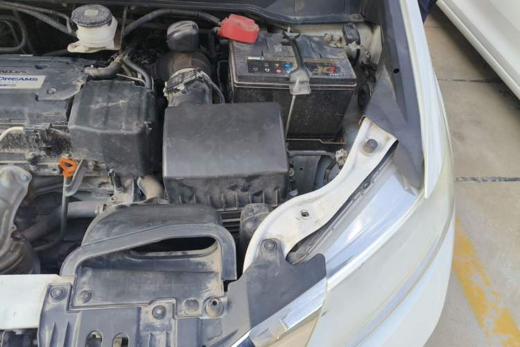 Used Honda Odyssey 2017 2.4L Smart Edition Engine Bay Left