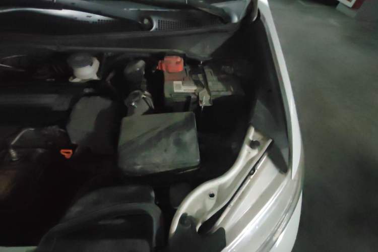 Used Honda Odyssey 2017 2.4L Smart Edition Engine Bay Left
