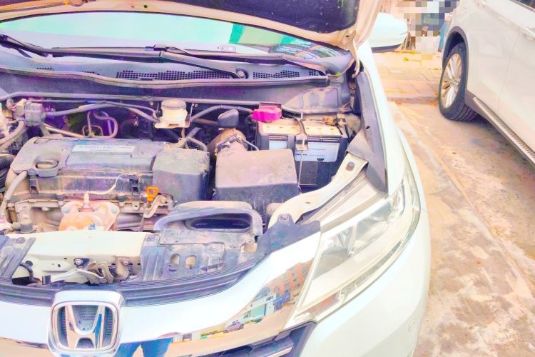 Used Honda Odyssey 2017 2.4L Luxury Edition Engine Bay Left