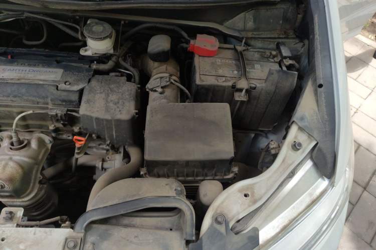 Used Honda Odyssey 2017 2.4L Smart Edition Engine Bay Left