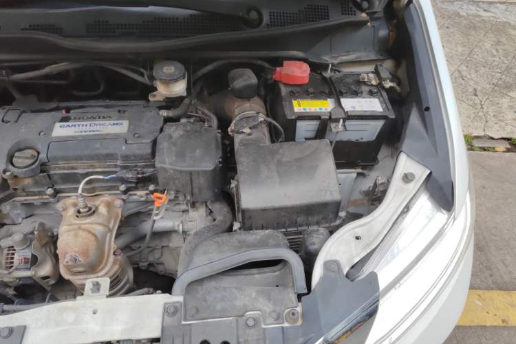 Used Honda Odyssey 2017 2.4L Luxury Edition Engine Bay Left