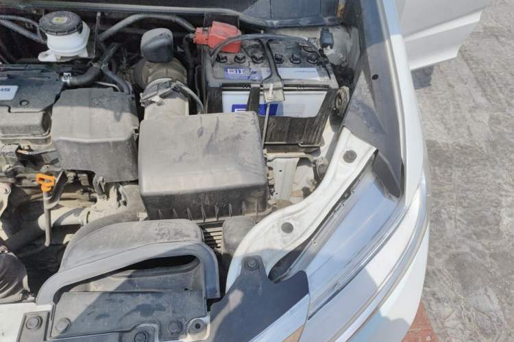 Used Honda Odyssey 2017 2.4L Smart Edition Engine Bay Left