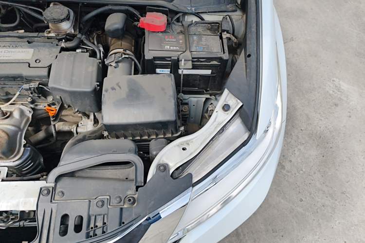 Used Honda Odyssey 2017 2.4L Smart Edition Engine Bay Left