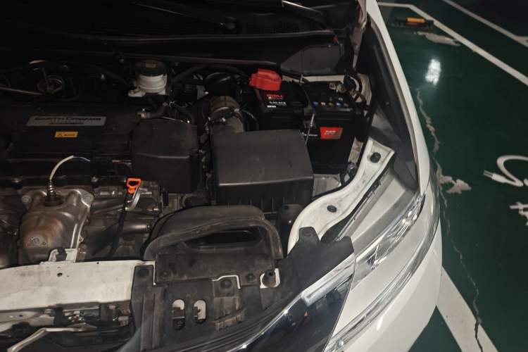 Used Honda Odyssey 2017 2.4L Luxury Edition Engine Bay Left