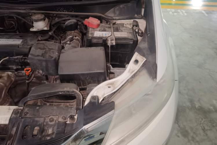 Used Honda Odyssey 2017 2.4L Smart Edition Engine Bay Left