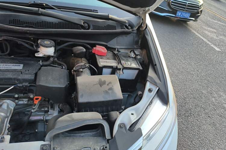 Used Honda Odyssey 2017 2.4L Luxury Edition Engine Bay Left