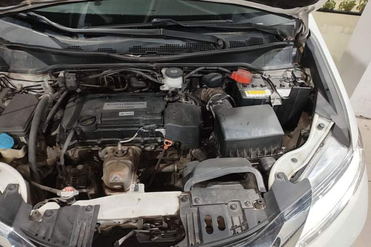 Used Honda Odyssey 2017 2.4L Luxury Edition Engine Bay Left