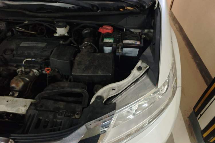 Used Honda Odyssey 2017 2.4L Luxury Edition Engine Bay Left