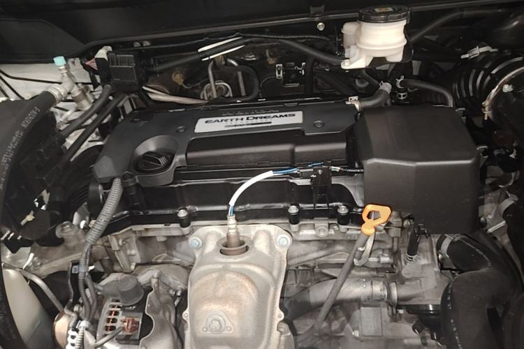 Used Honda Odyssey 2017 2.4L Luxury Edition Engine Bay