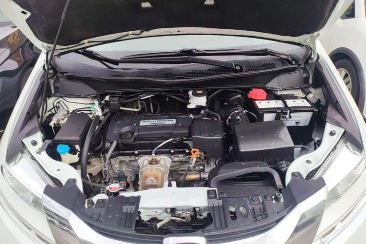 Used Honda Odyssey 2017 2.4L Luxury Edition Engine Bay