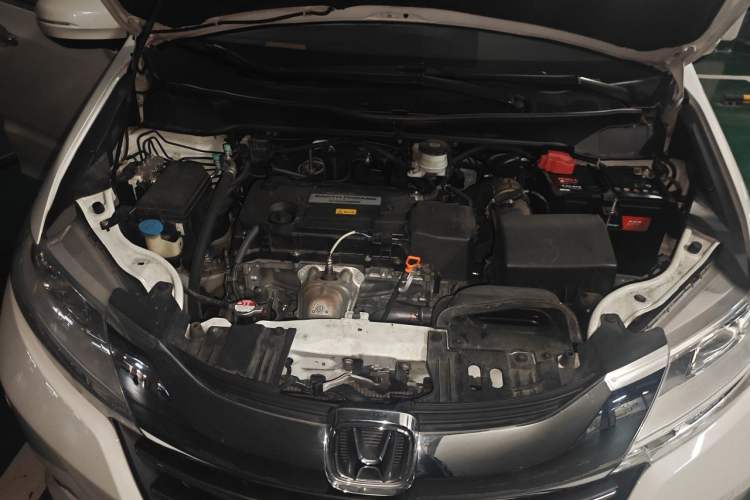 Used Honda Odyssey 2017 2.4L Luxury Edition Engine Bay