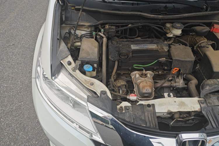 Used Honda Odyssey 2017 2.4L Smart Edition Engine Bay Right