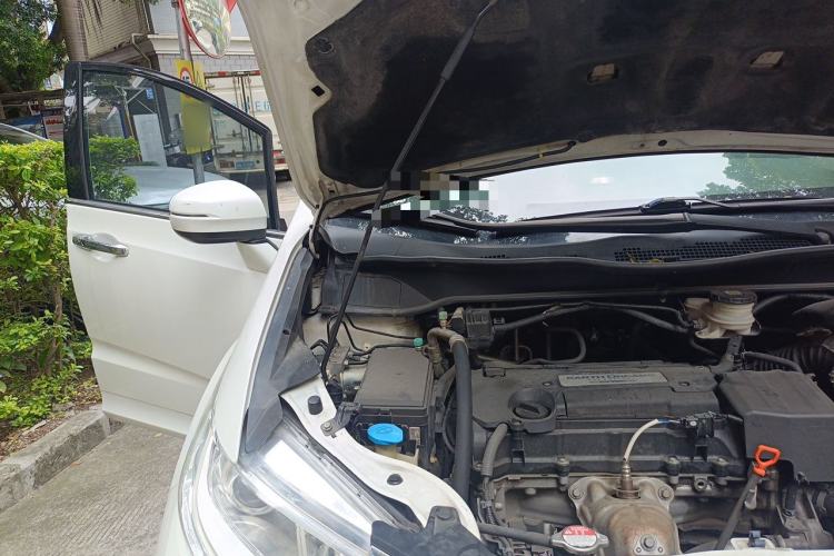 Used Honda Odyssey 2017 2.4L Luxury Edition Engine Bay Right