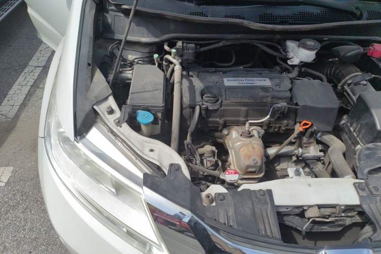 Used Honda Odyssey 2017 2.4L Smart Edition Engine Bay Right