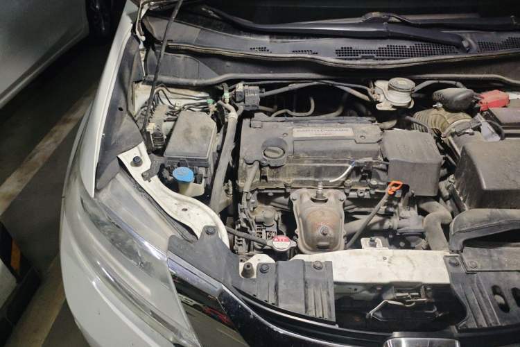 Used Honda Odyssey 2017 2.4L Smart Edition Engine Bay Right