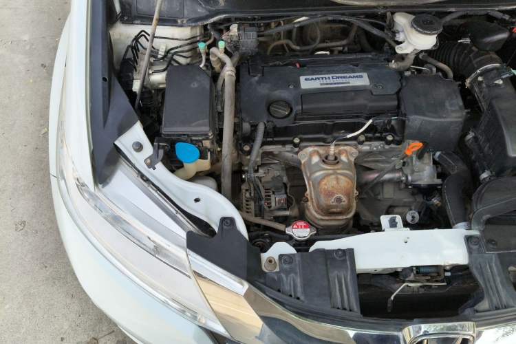 Used Honda Odyssey 2017 2.4L Smart Edition Engine Bay Right