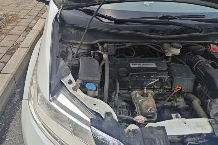 Used Honda Odyssey 2017 2.4L Luxury Edition Engine Bay Right