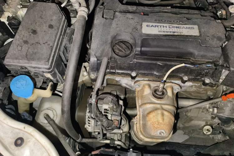 Used Honda Odyssey 2017 2.4L Smart Edition Engine Bay Right
