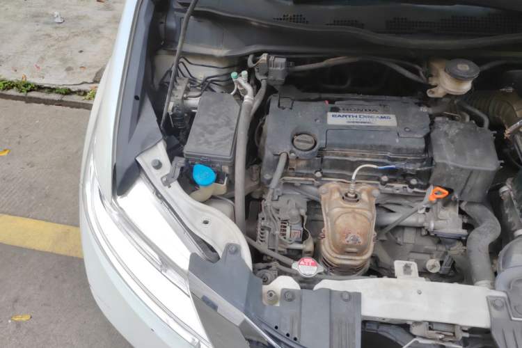 Used Honda Odyssey 2017 2.4L Luxury Edition Engine Bay Right