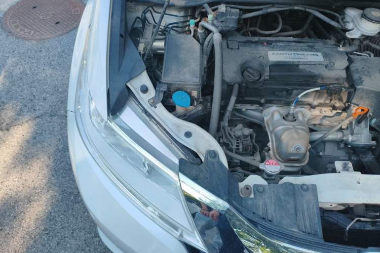 Used Honda Odyssey 2017 2.4L Luxury Edition Engine Bay Right