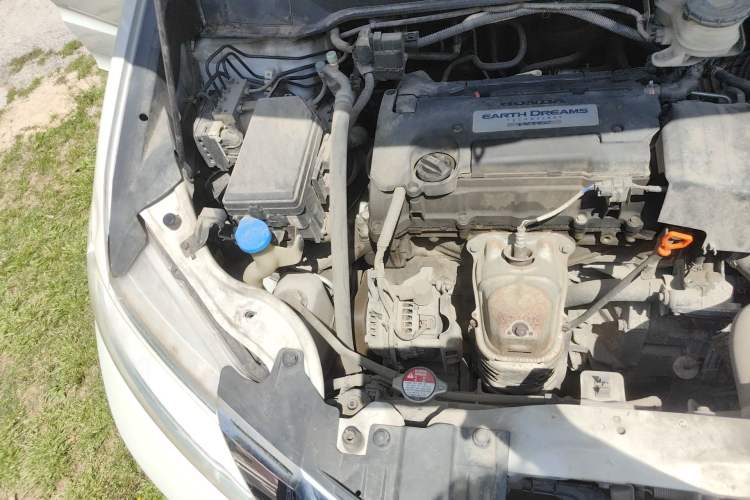 Used Honda Odyssey 2017 2.4L Smart Edition Engine Bay Right