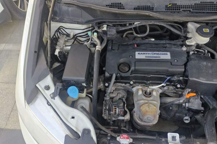 Used Honda Odyssey 2017 2.4L Luxury Edition Engine Bay Right