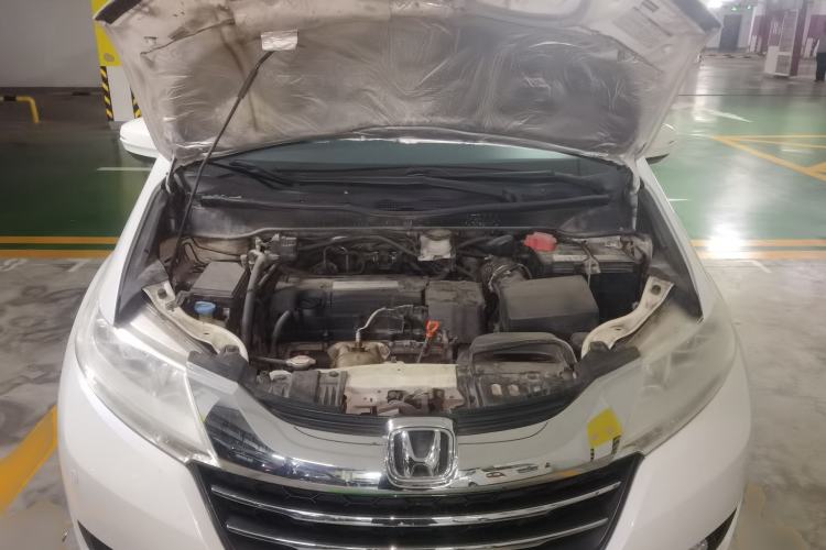 Used Honda Odyssey 2017 2.4L Smart Edition Engine Bay