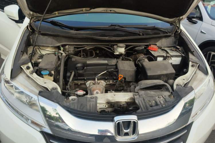 Used Honda Odyssey 2017 2.4L Smart Edition Engine Bay
