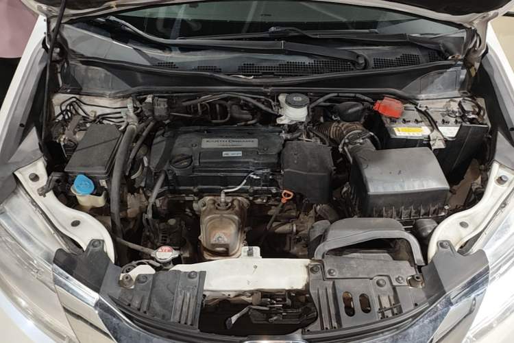 Used Honda Odyssey 2017 2.4L Luxury Edition Engine Bay