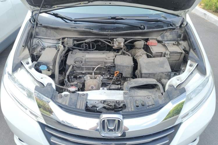 Used Honda Odyssey 2017 2.4L Smart Edition Engine Bay
