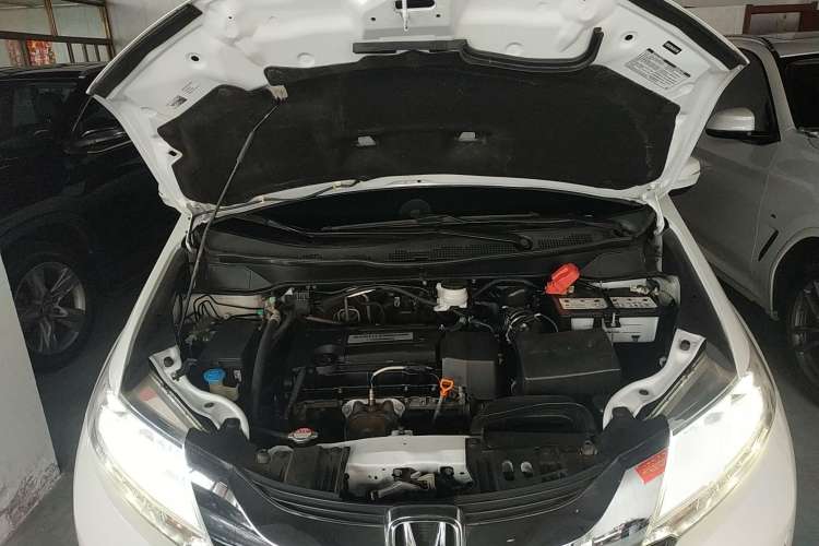 Used Honda Odyssey 2017 2.4L Smart Edition Engine Bay