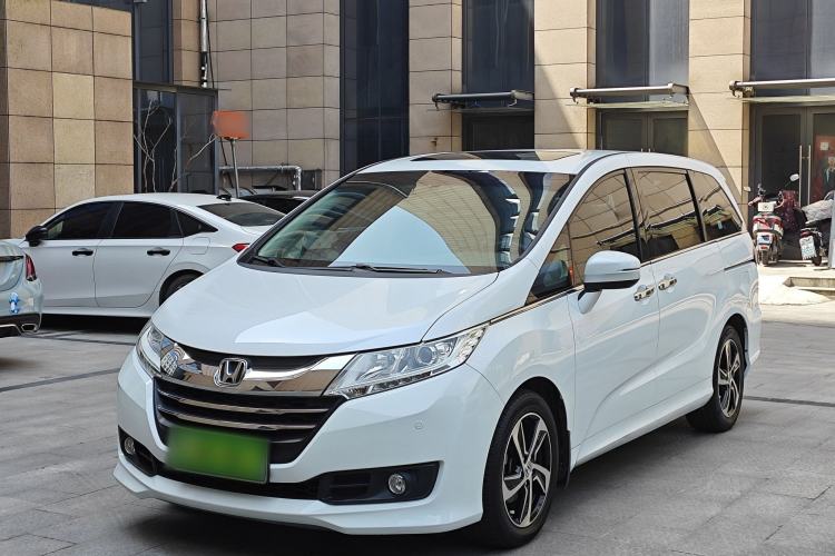 Used Honda Odyssey 2017 2.4L Luxury Edition Exterior 2