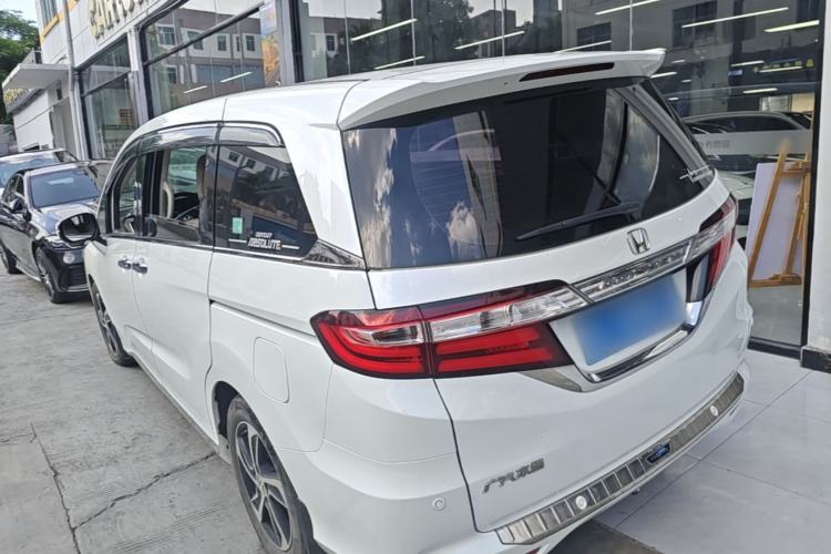 Used Honda Odyssey 2017 2.4L Luxury Edition Exterior 2