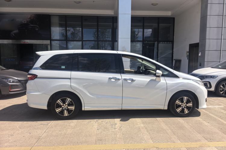 Used Honda Odyssey 2017 2.4L Comfort Edition Exterior 3