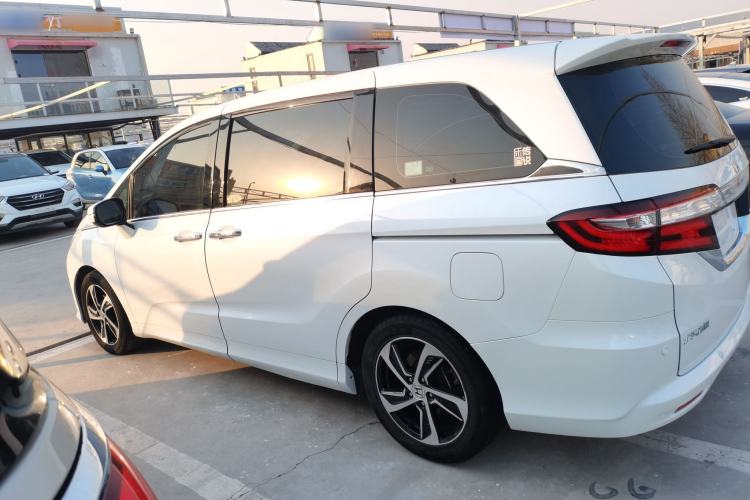 Used Honda Odyssey 2017 2.4L Luxury Edition Exterior 3