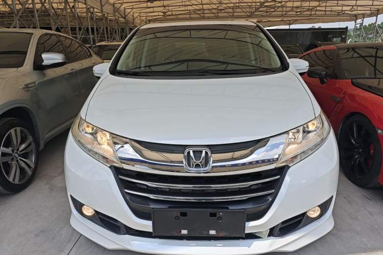 Used Honda Odyssey 2017 2.4L Luxury Edition Front
