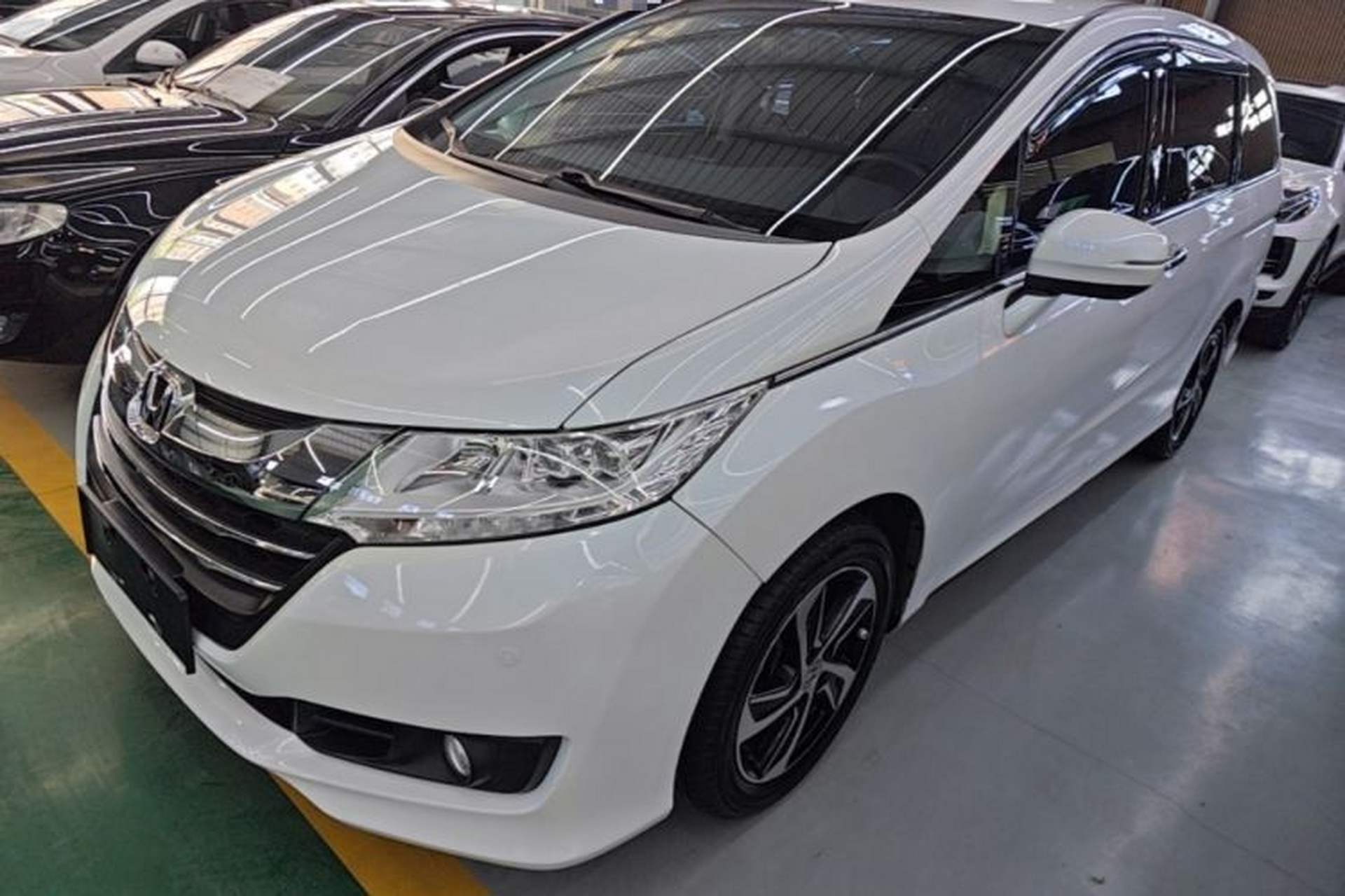 Used Honda Odyssey 2017 2.4L Smart Edition Front Left 45 Deg