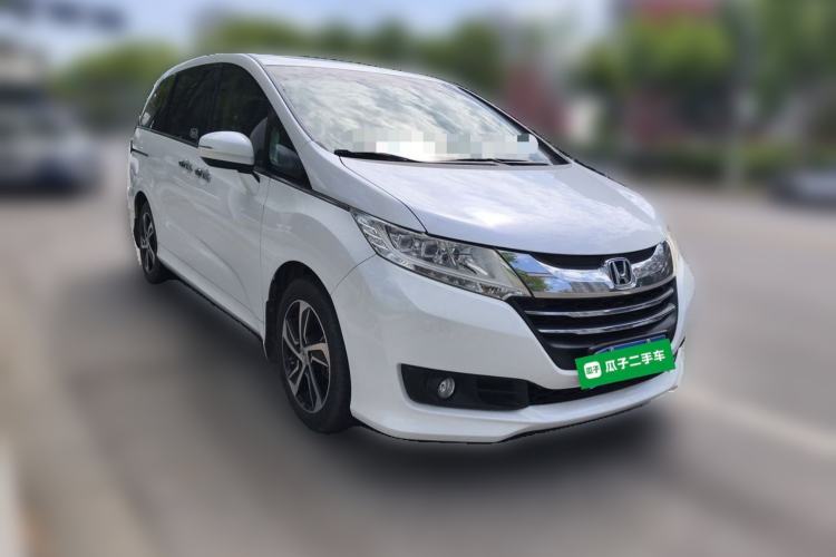 Used Honda Odyssey 2017 2.4L Smart Edition Front Right 45 Deg