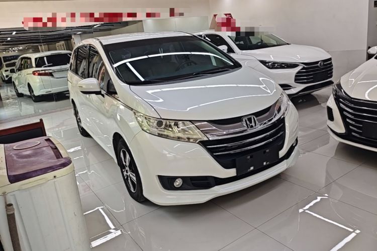 Used Honda Odyssey 2017 2.4L Comfort Edition Front Right 45 Deg