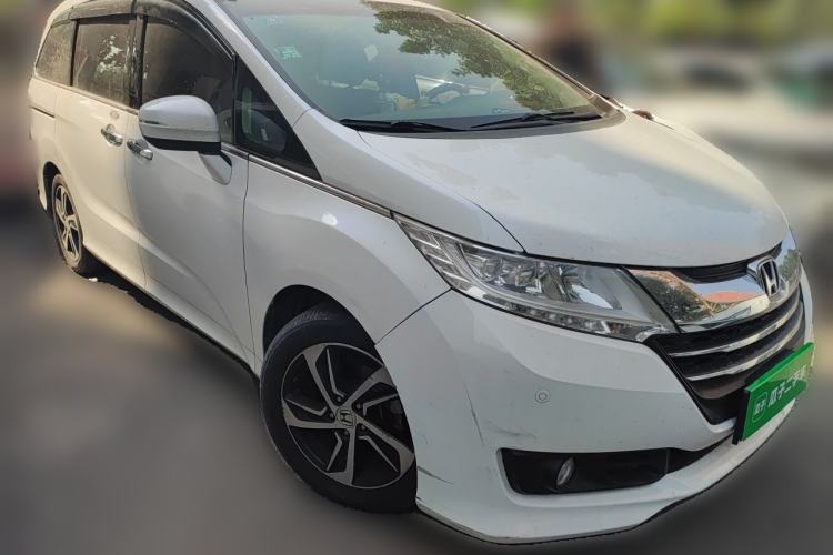 Used Honda Odyssey 2017 2.4L Smart Edition Front Right 45 Deg