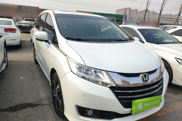 Used Honda Odyssey 2017 2.4L Smart Edition Front Right 45 Deg